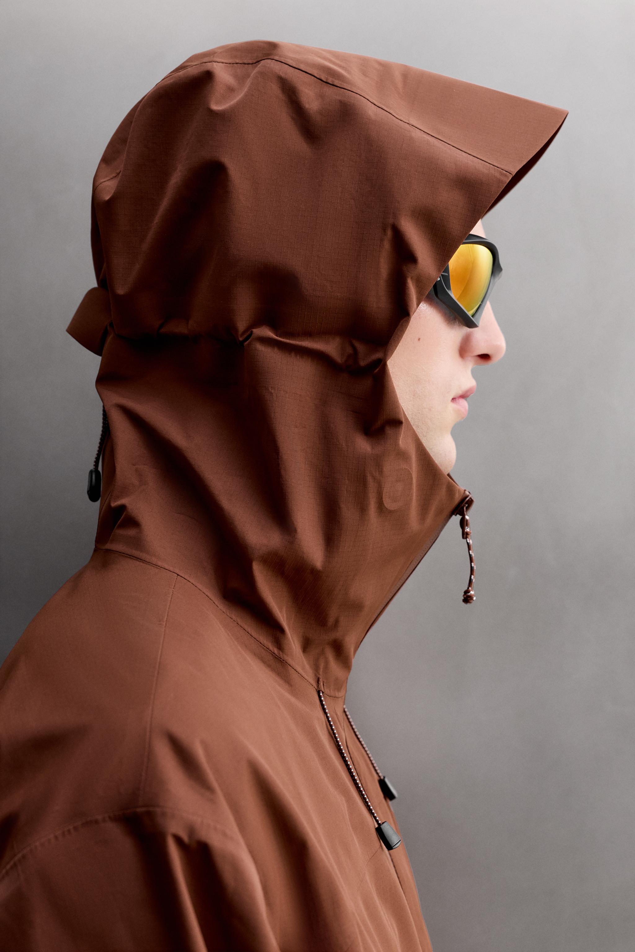 WATERPROOF SHELL TECHNICAL JACKET